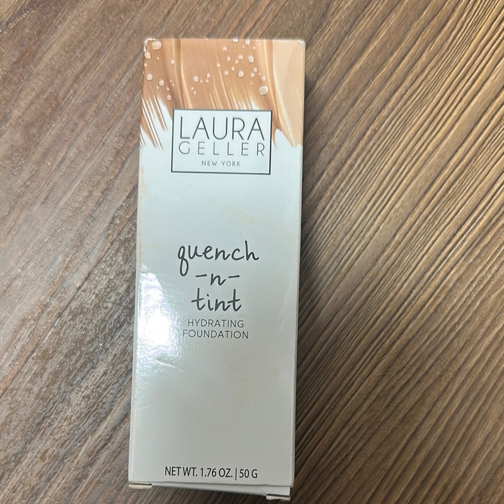 Laura Geller Quench-n-Tint Hydrating Foundation - Cream
